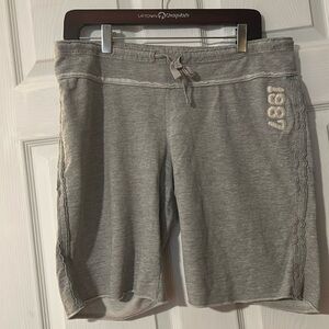 Mossimo Supply Co women shorts. 
Gray size lg